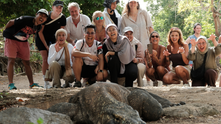 Komodo Dragon, Rinca Island, Komodo Island, Komodo National Park, Komodo Tour, Komodo Island Liveboard