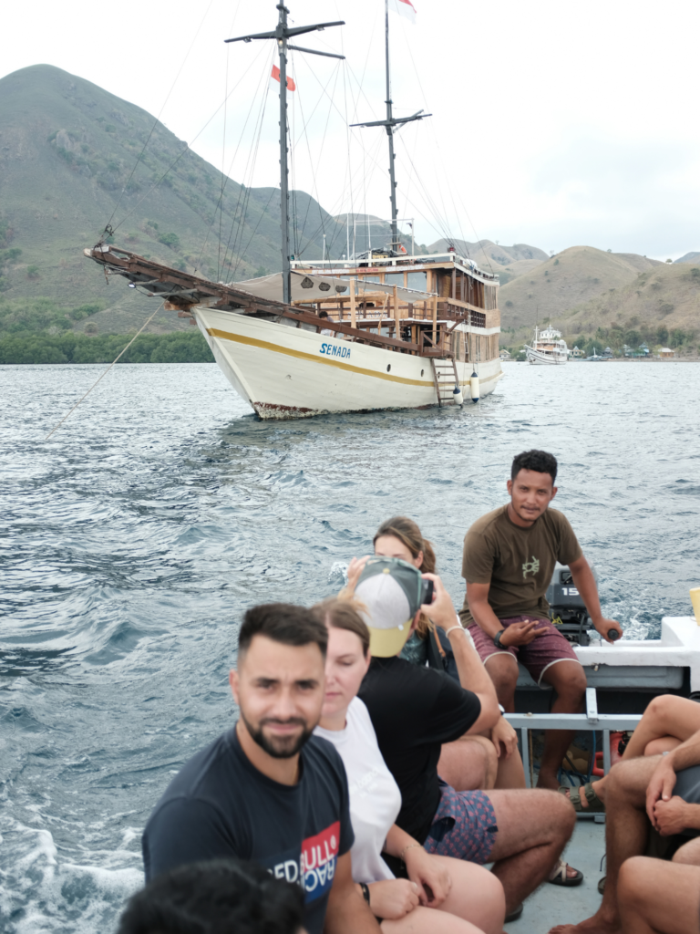 Komodo Island, Komodo National Park, Komodo Tour, Komodo Island Liveboard, Senada Phinisi