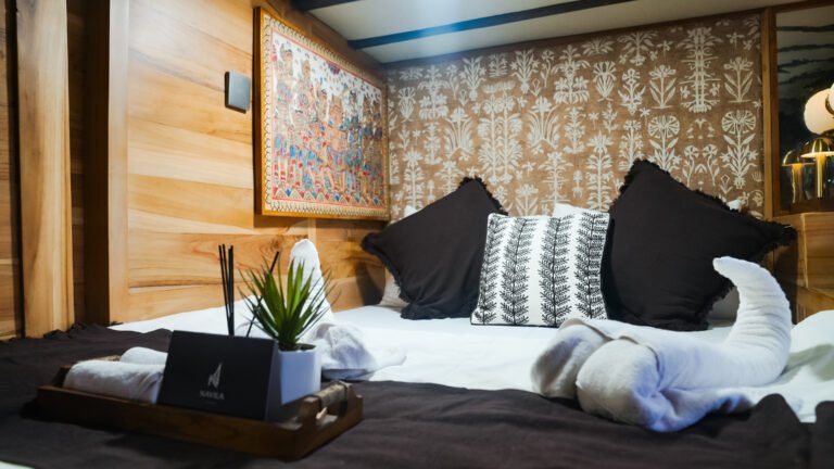 Navila Liveaboard, open trip labuan bajo, labuan bajo, open trip navila liveaboard, komodo national park, komodo island, komodo dragon, pink beach, padar island, 3 days 2 nights labuan bajo open trip, open trip labuan bajo, open trip komodo island, komodo sailing tour