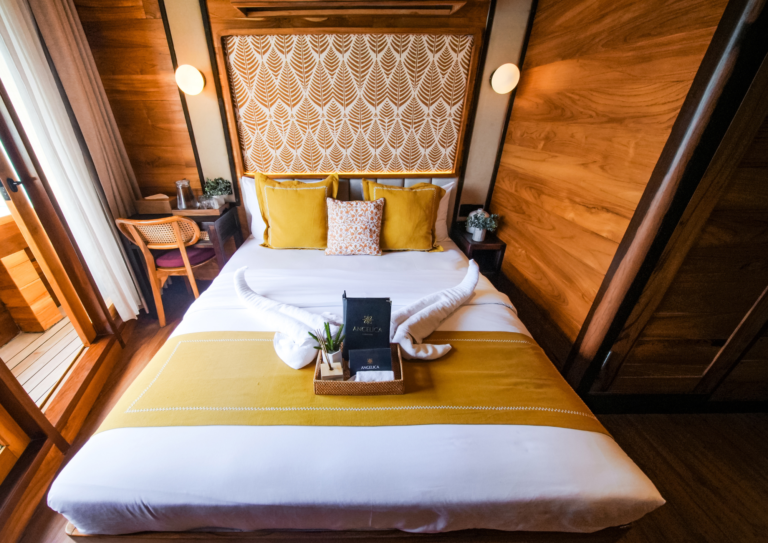 Angelica Liveaboard, open trip labuan bajo, labuan bajo, open trip navila liveaboard, komodo national park, komodo island, komodo dragon, pink beach, padar island, 3 days 2 nights labuan bajo open trip, open trip labuan bajo, open trip komodo island, komodo sailing tour