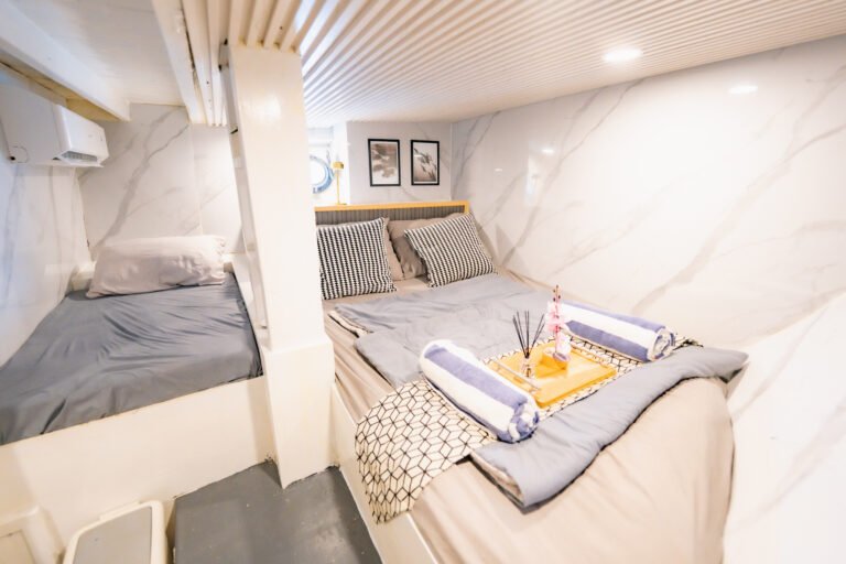 Derya Liveaboard, open trip labuan bajo, labuan bajo, open trip navila liveaboard, komodo national park, komodo island, komodo dragon, pink beach, padar island, 3 days 2 nights labuan bajo open trip, open trip labuan bajo, open trip komodo island, komodo sailing tour